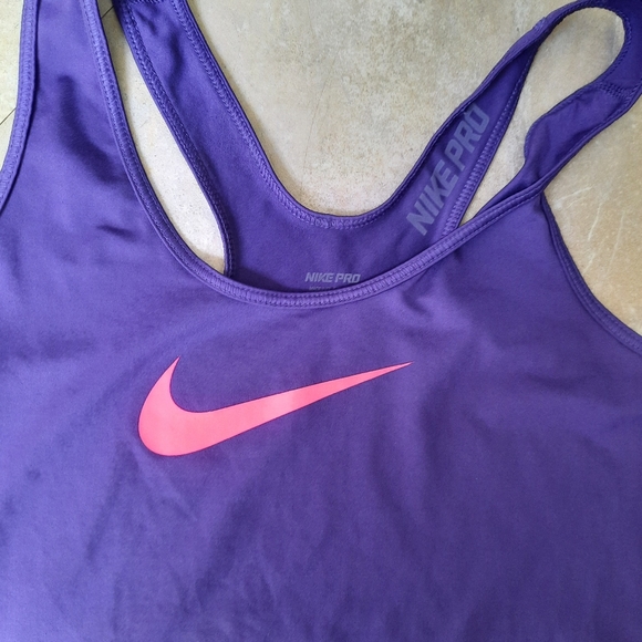 💜 Nike Pro Tank, Purple + Pink, Size Medium - Picture 4 of 7